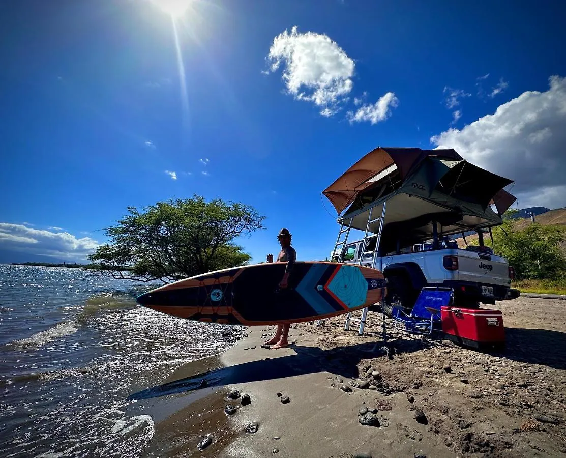 Luxury tent Aloha Glamp's Maui Rooftop Adventure Paia